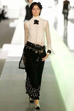 Look 15